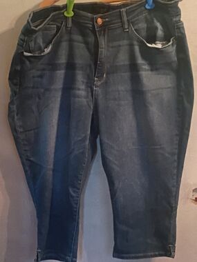 Judy Blue Dark Blue Ankle Jeans